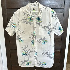 Boy’s Quiksilver Hawaiian Short Sleeve Shirt-Size M (12)
